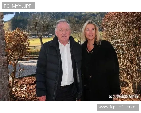 国外足球明星近期去世消息引发球迷哀悼与怀念的热潮 国外足球明星近期去世消息引发球迷哀悼与怀念的热潮