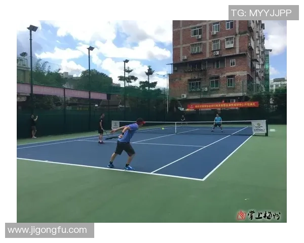 西安网球队在精英赛中的状态分析与表现评估 西安网球队在精英赛中的状态分析与表现评估